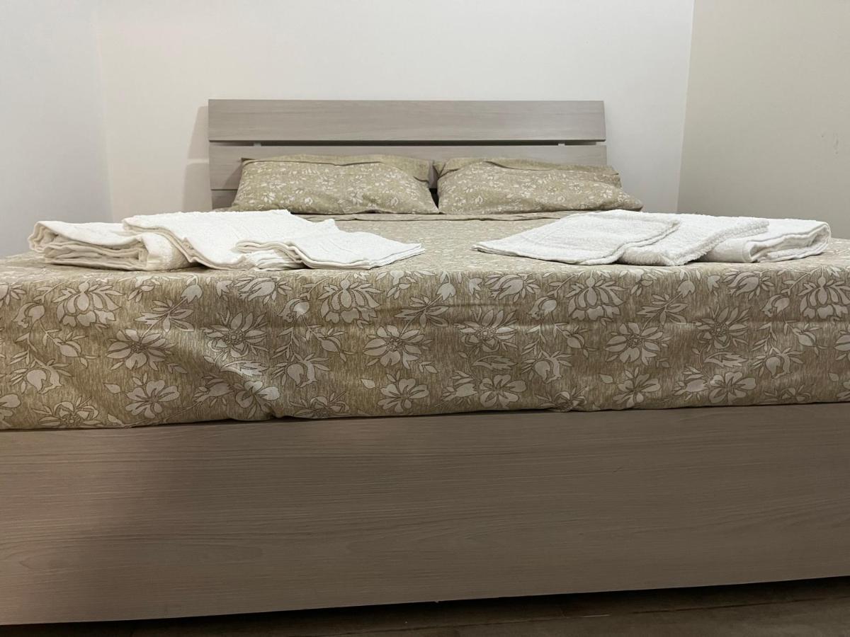 Jasmine House Apartment ทริจเจียโน ภายนอก รูปภาพ